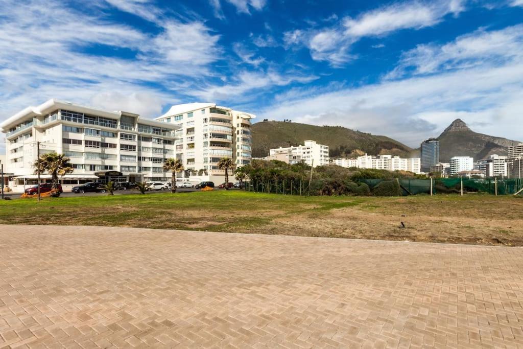 103 - Marvol On Hall Sea Point Cape Town Exterior photo