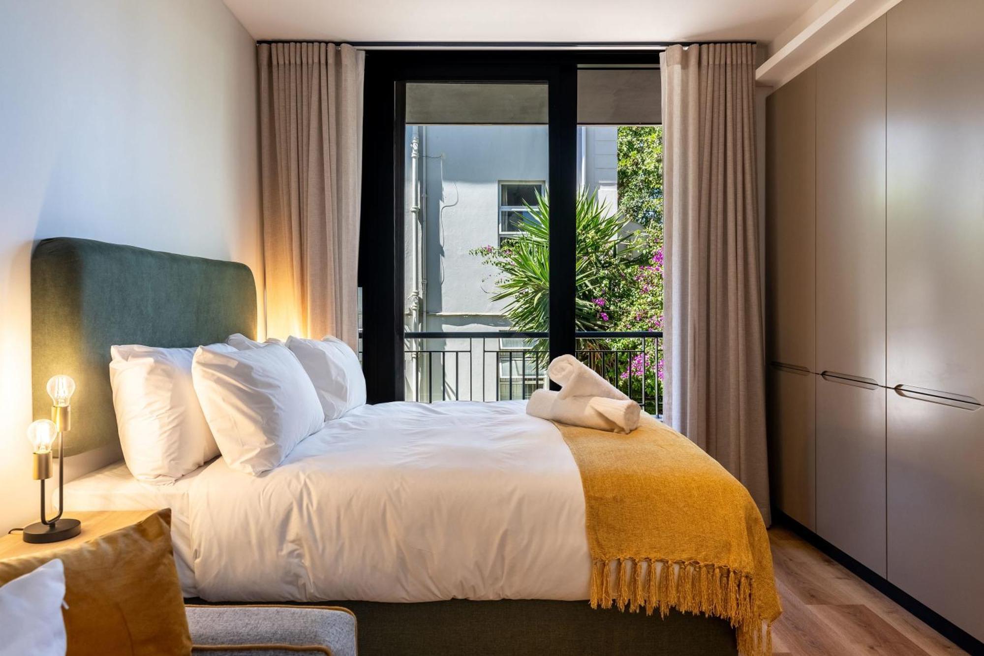 103 - Marvol On Hall Sea Point Cape Town Exterior photo
